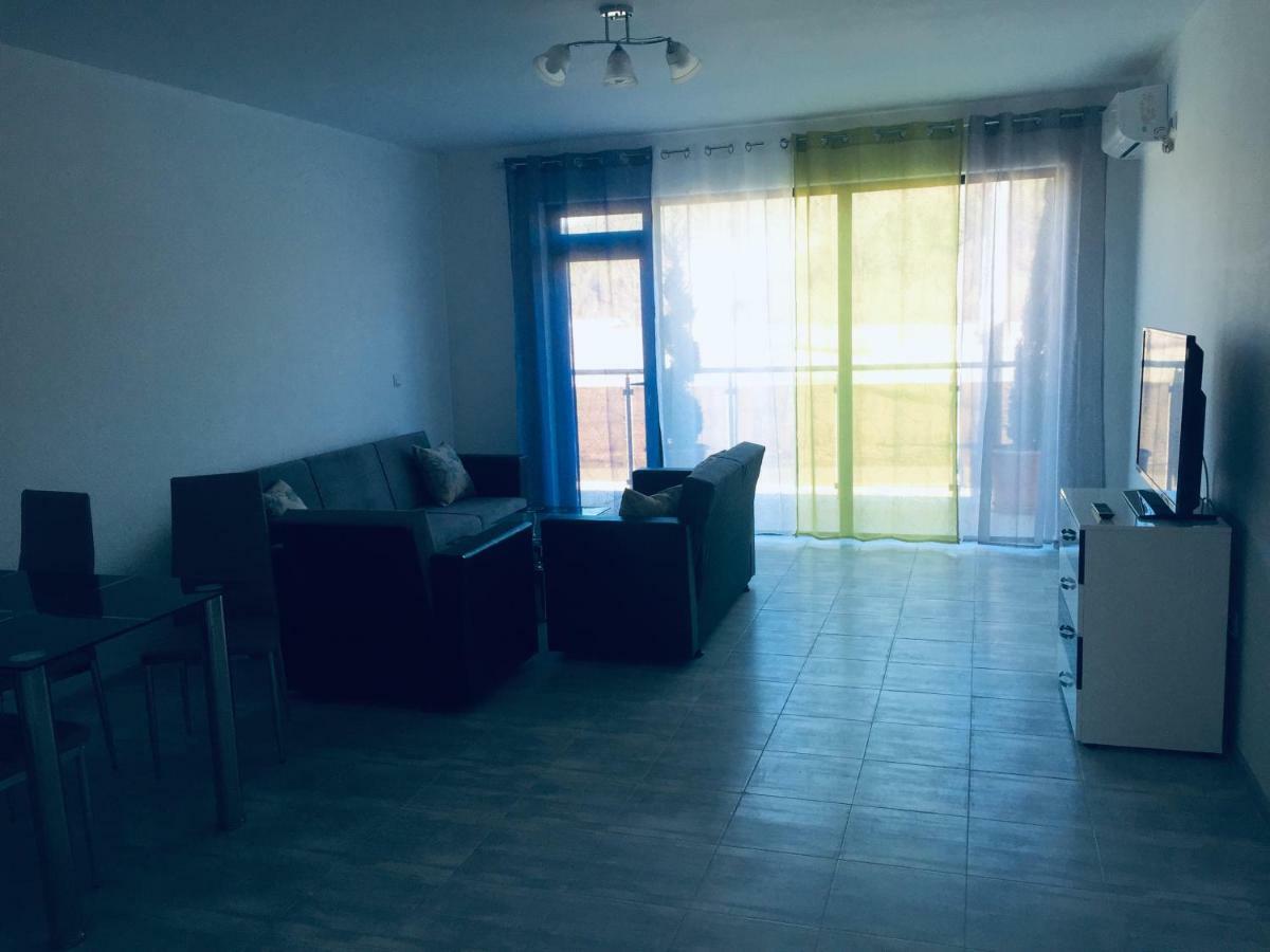Апартаменти Романтика Кирково Exterior foto